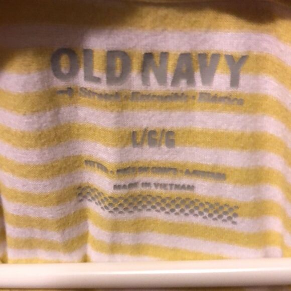 Old navy size large razor back tank top - Picture 2 of 4